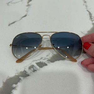 Ray Ban Aviator Mirrored Sunglasses in Dark Grey